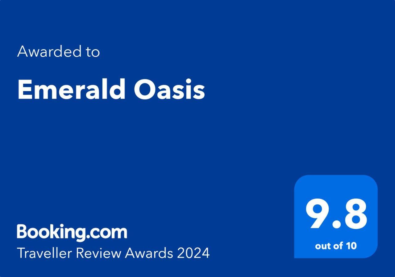 Emerald Oasis Apartment