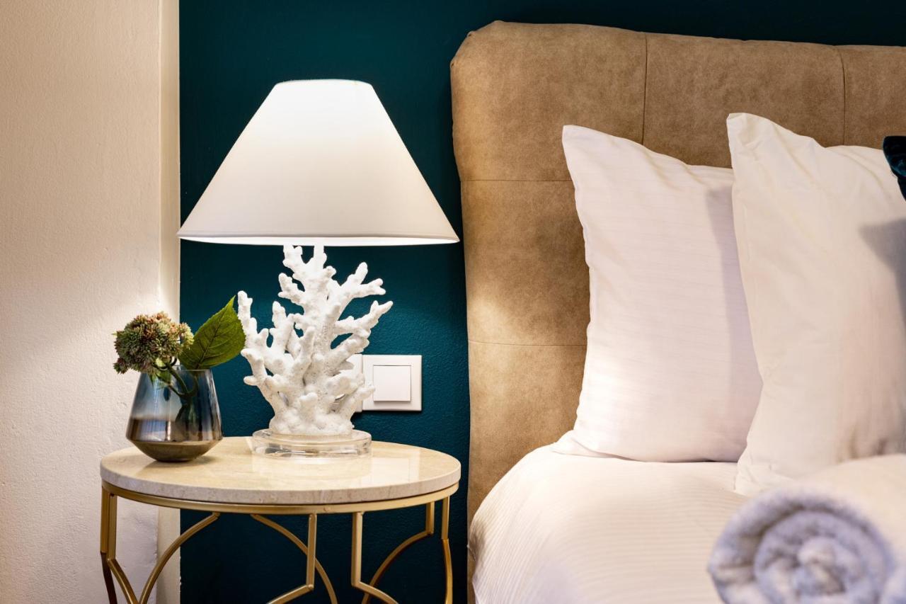 Emerald Oasis Apartment Bucharest